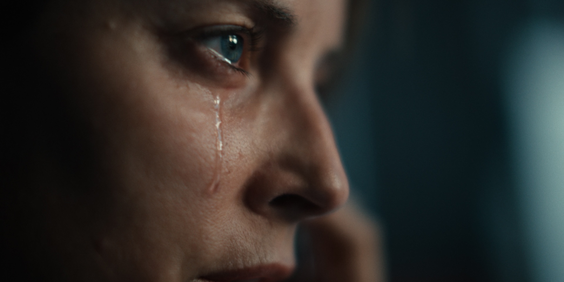 the-yellow-color-turn-of-the-tide-3-rabo-de-peixe-3-00090011