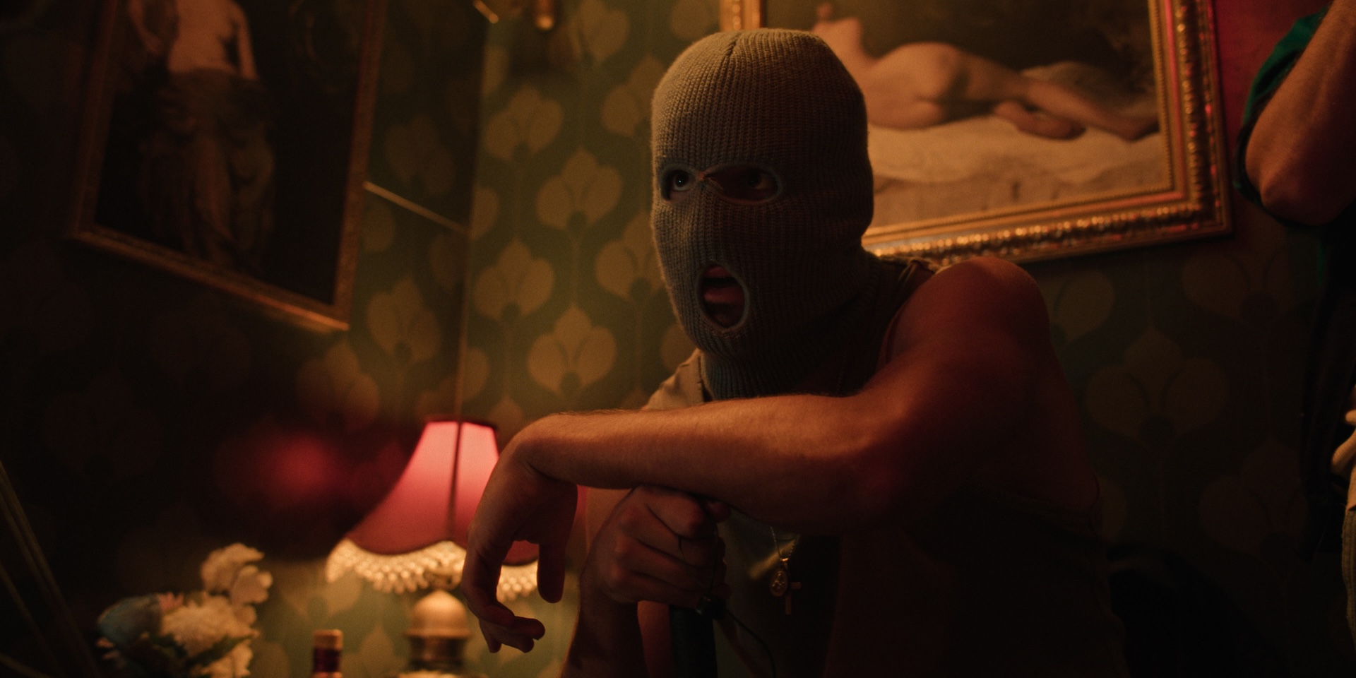 the-yellow-color-turn-of-the-tide-3-rabo-de-peixe-3-00090064