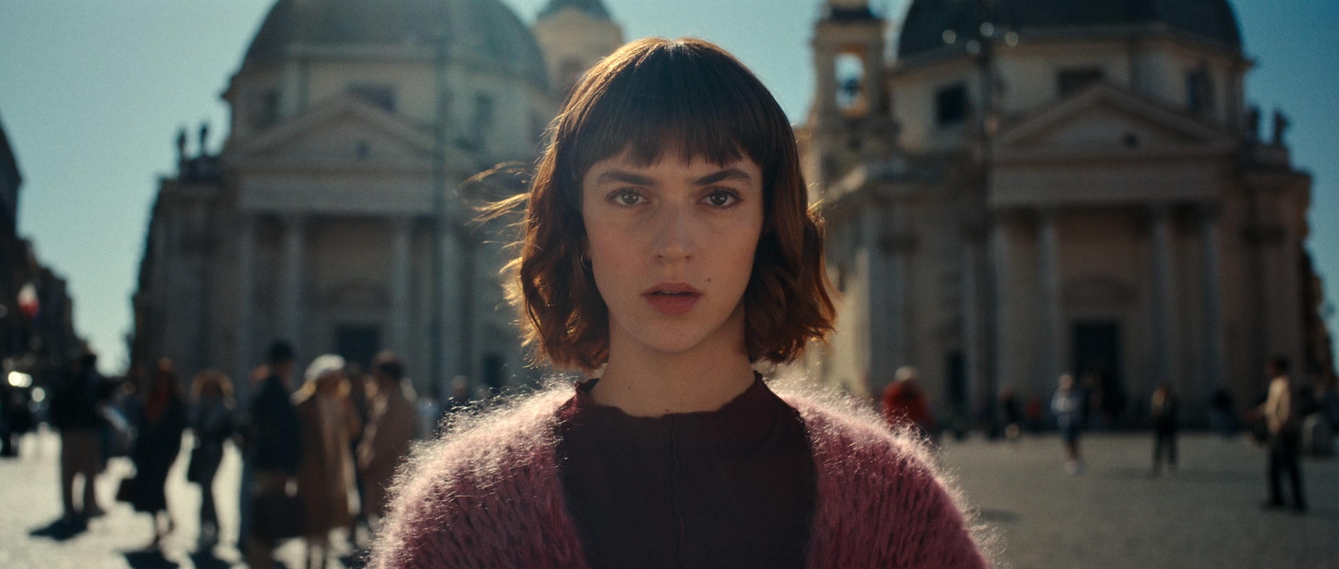 the-yellow-color-the-map-of-longing-netflix_00090393